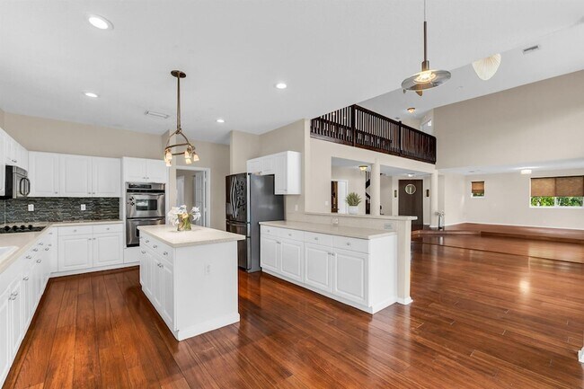 Building Photo - 1333 SW 175th Way
