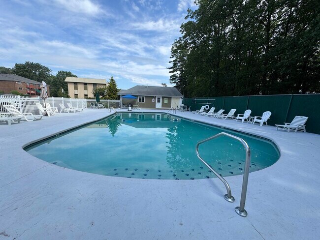 Building Photo - 29 Capron Rd