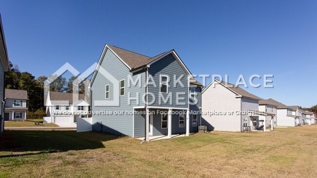 Building Photo - 223 W L Miller Dr