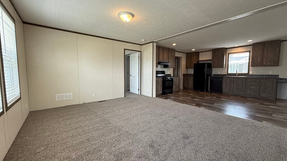 Building Photo - 37846 Sandstone Trl