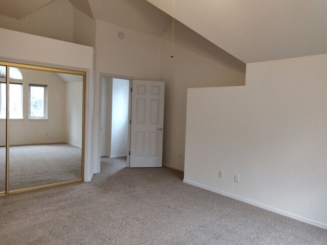 Building Photo - Spacious and charming, this two-story 4 be...