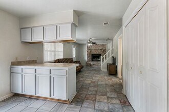 Building Photo - 212 Francis St