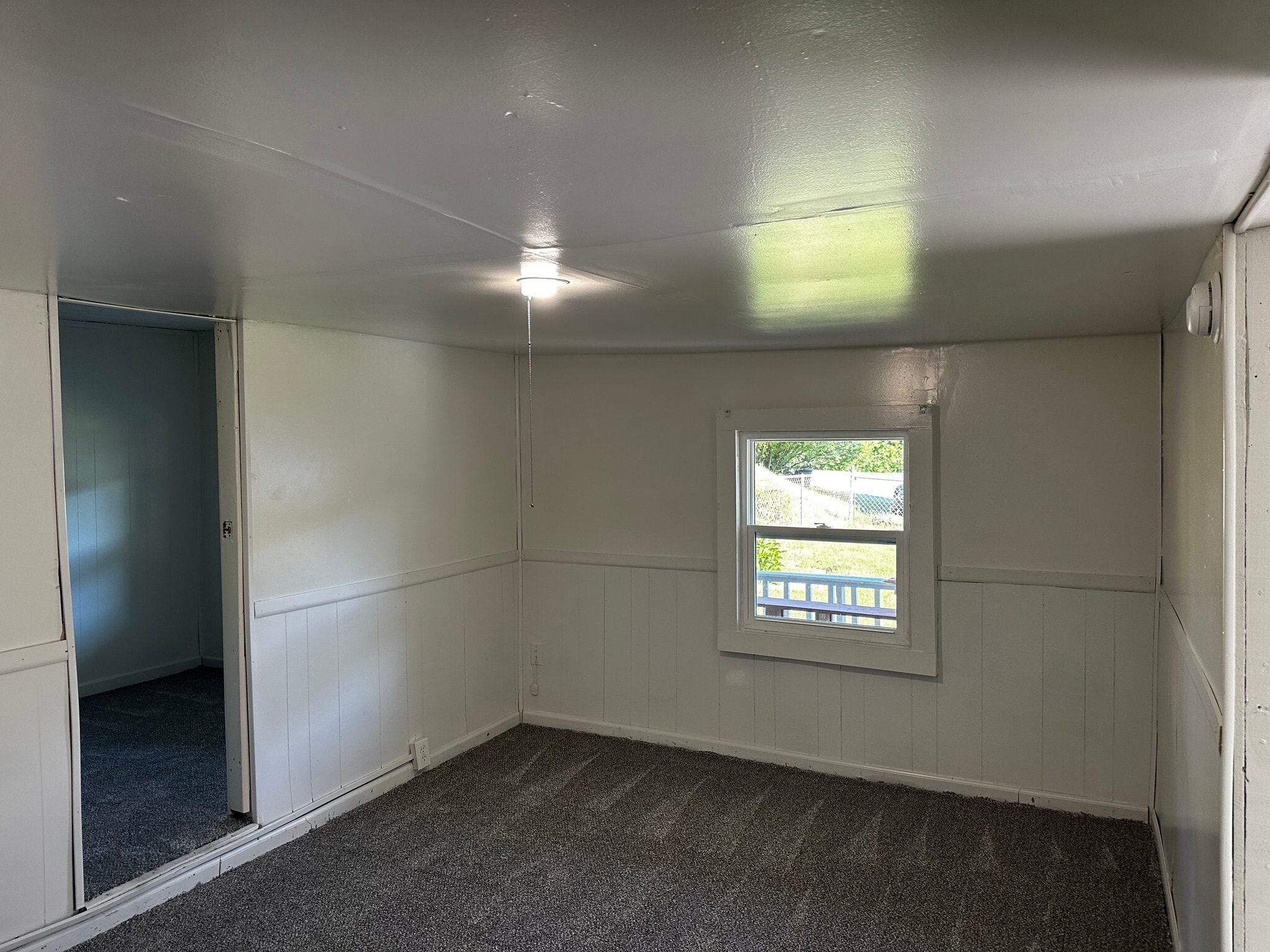 Building Photo - 983 Laura Mae Dr