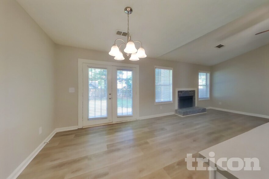 Building Photo - 118 Taylor Knoll Way
