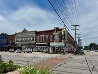 Building Photo - 202 1/2 South Main Street - 3