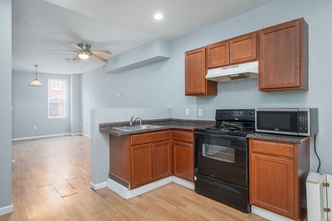 Building Photo - Two Bedroom Rental for Immediate Move In West Baltimore