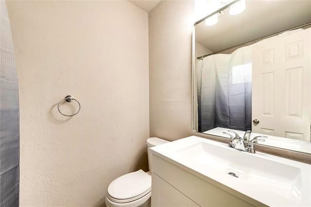 Building Photo - 1231 Forest Cove Ln