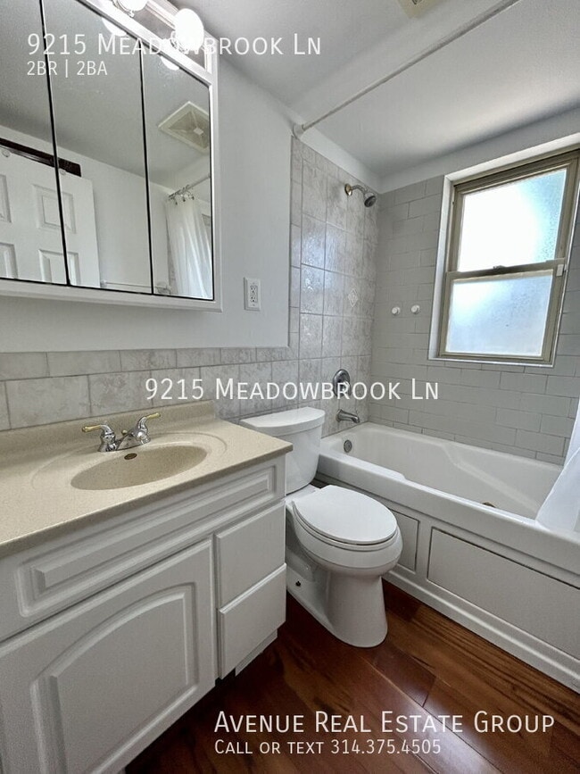 Building Photo - 9215 Meadowbrook Ln