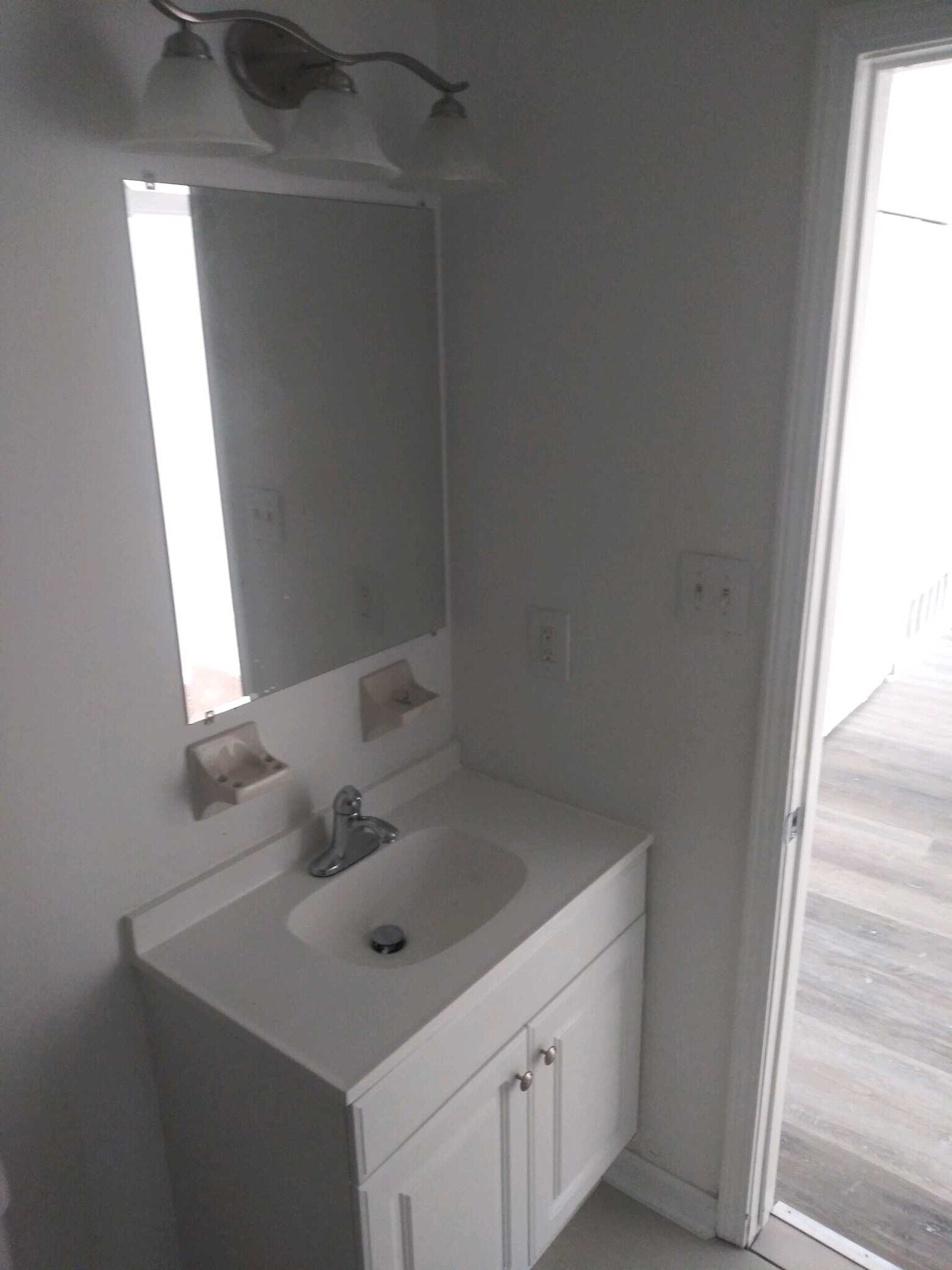 Building Photo - 44 Hopewell Ln Unit #B
