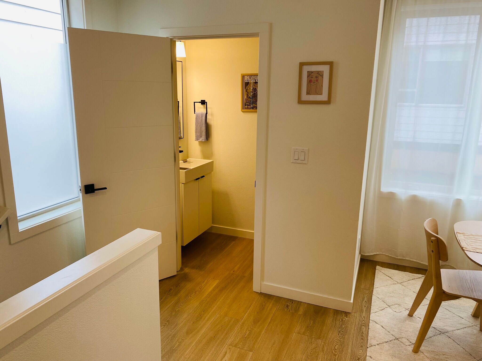 Building Photo - 3942 SE Gladstone St