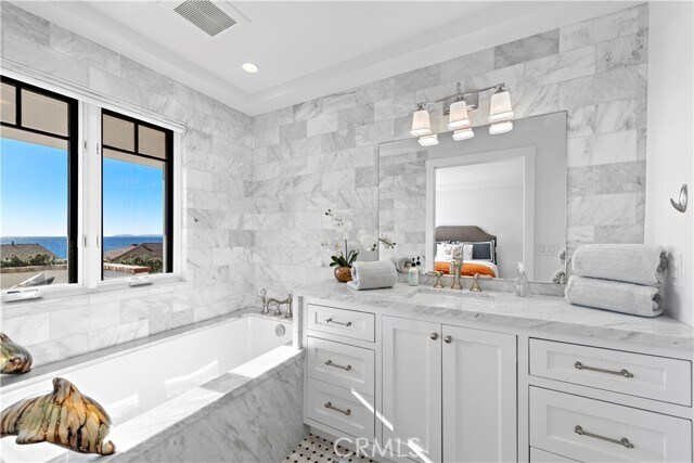 Building Photo - 154 Pearl St