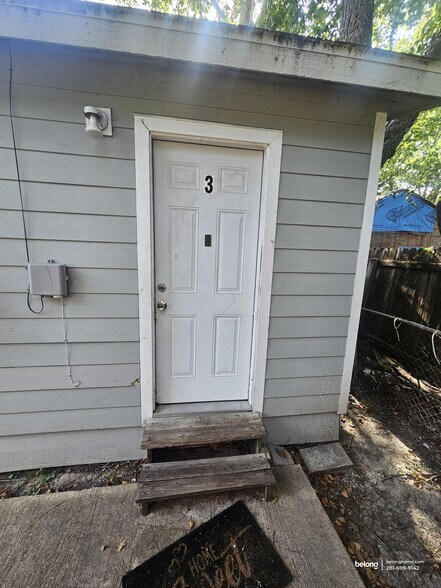 Building Photo - 7909 Brutus St