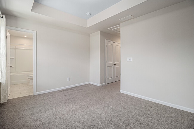 Building Photo - 3497 Hidden Valley Cir