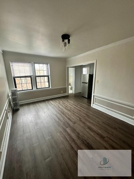 Building Photo - 5301 N Ashland Ave