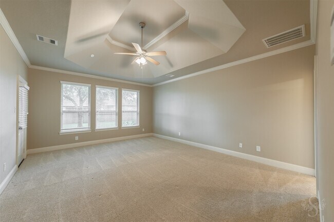 Building Photo - 32611 Waltham Crossing