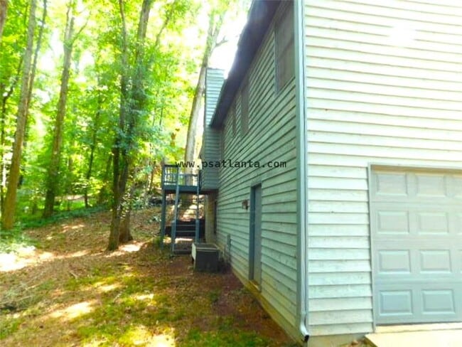 Building Photo - 506 Magnolia Dr