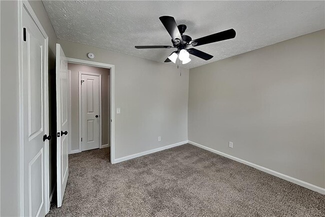 Building Photo - 107 Hartley Woods Dr