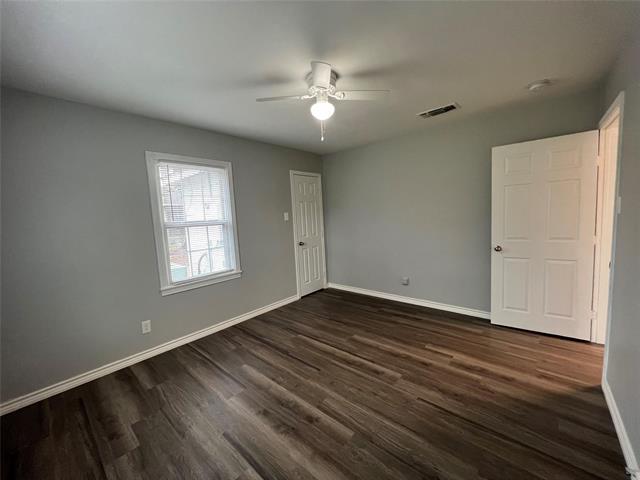 Building Photo - 5509 James Dr