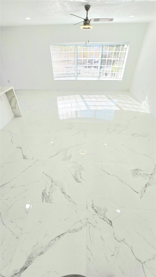 Building Photo - 1848 NW 55th Ave