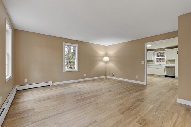 Building Photo - 72 Patterson Rd