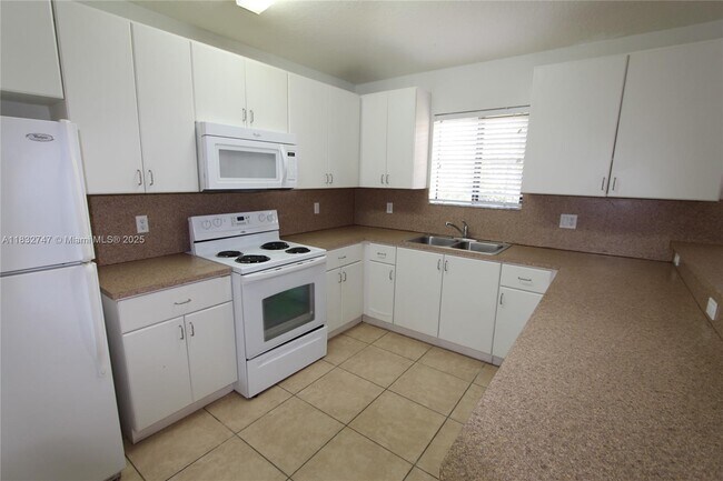 Building Photo - 22831 SW 88th Pl
