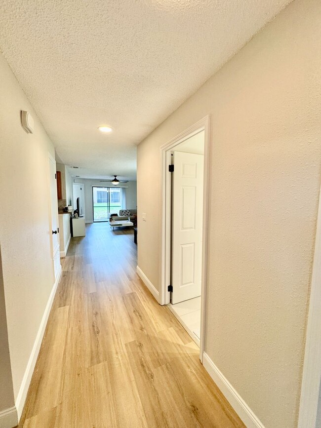 Building Photo - Dr. Phillips 3 Bed 2 Bath For Rent at soug...