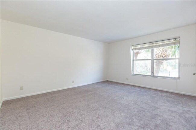 Building Photo - Fantastic 1 /1 x Rent @ Winter Park's Four...