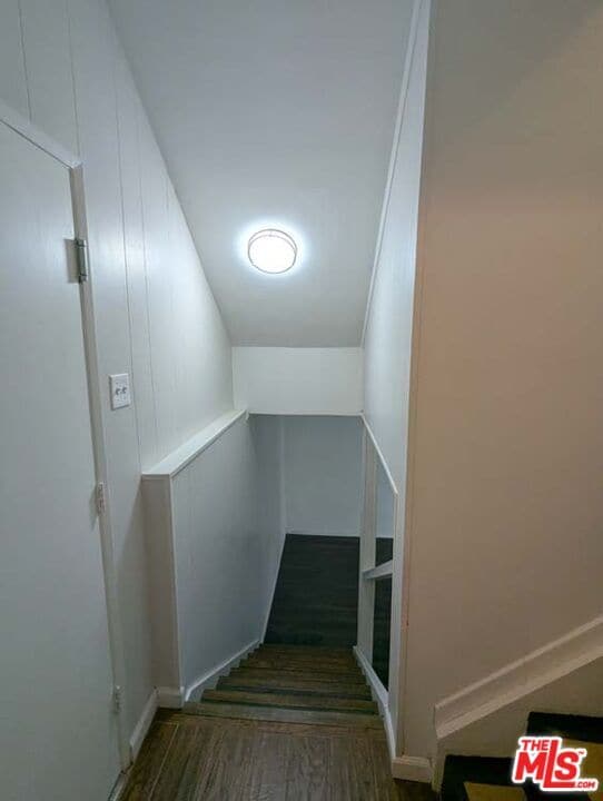 Building Photo - 508 Fernpark Dr