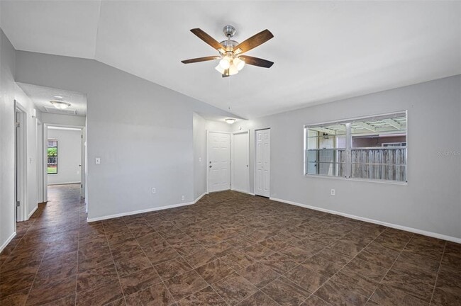 Building Photo - 1411 Thistledown Dr