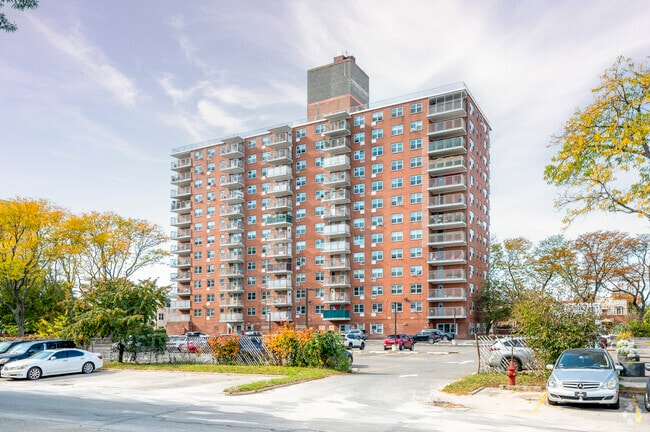 Primary Photo - Sam Burt Houses