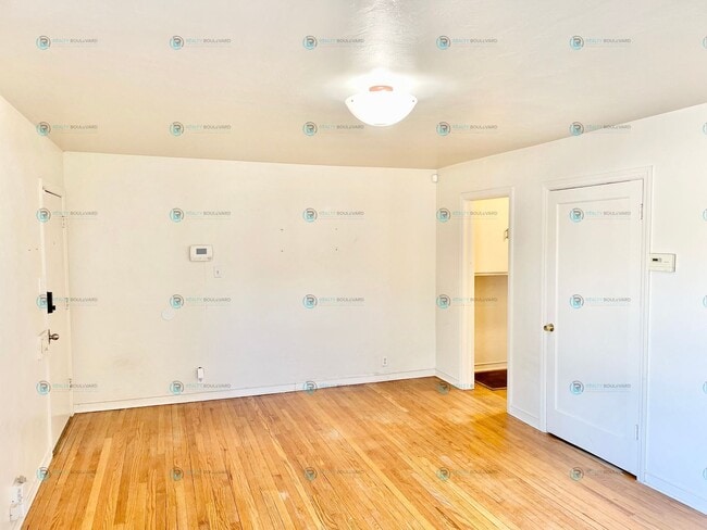 Building Photo - 90 Arden Cir