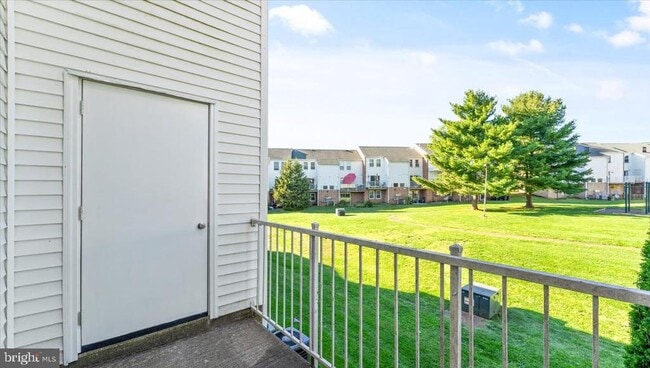 Building Photo - 14524 Golden Oak Rd