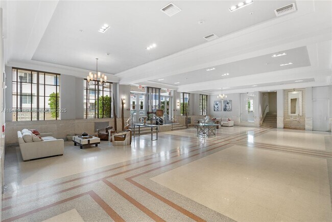 Building Photo - 2155 Washington Ct