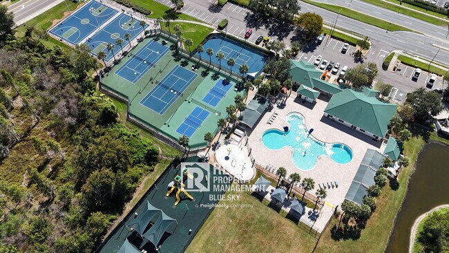 Building Photo - 1253 Deerbourne Dr