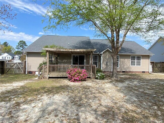 Building Photo - 89 Person Ct