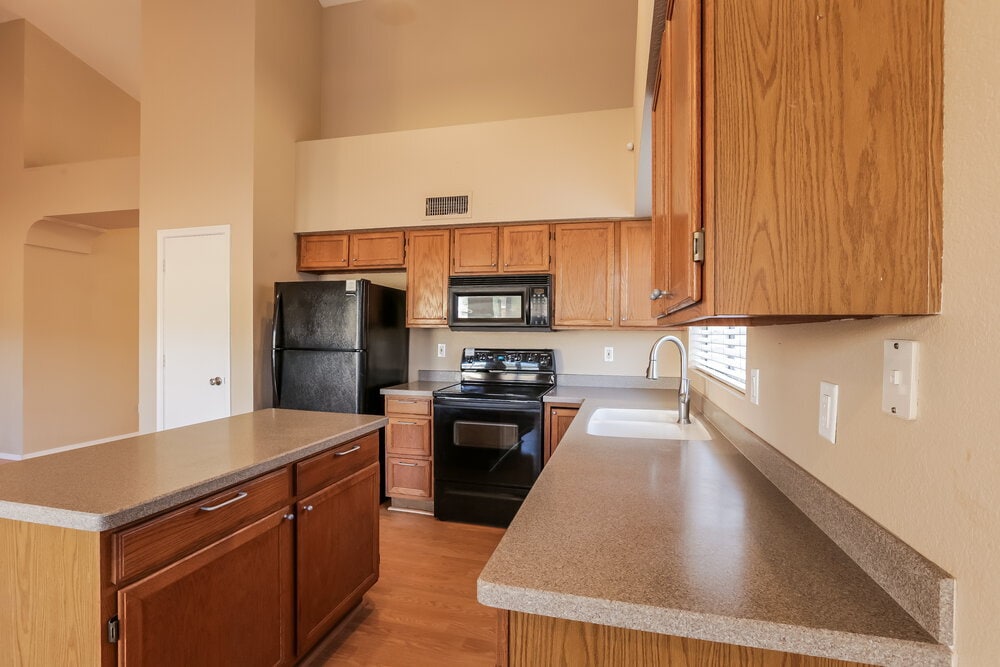 Building Photo - 544 W Laredo Ave