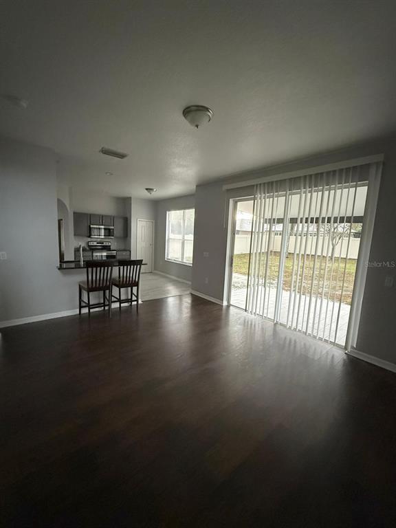 Building Photo - 14116 Entrada Dr