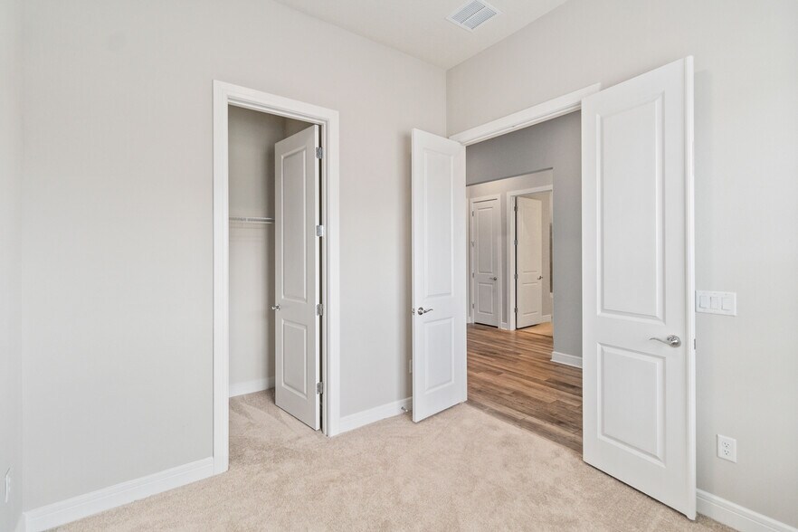 Building Photo - 13823 Tybee Beach Ln