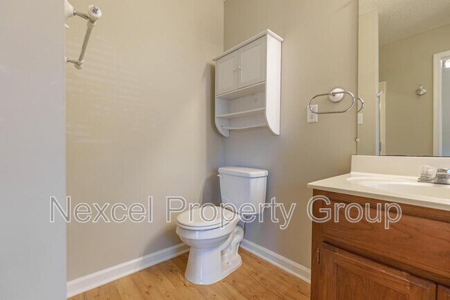 Building Photo - 4375 Big Horn Dr S