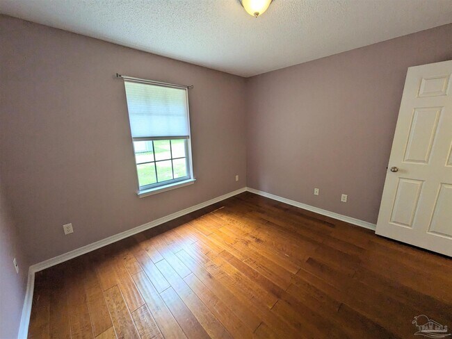 Building Photo - 4920 Mayo Cir