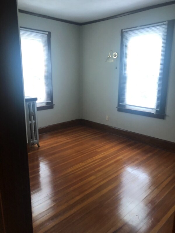 Building Photo - 18 Arch St