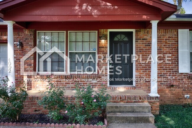 Building Photo - 4002 Summerhill Dr NW