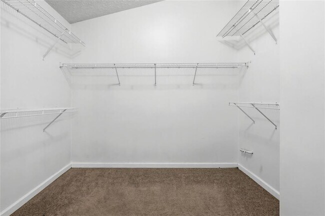 Building Photo - 540 Sterling Hill Dr
