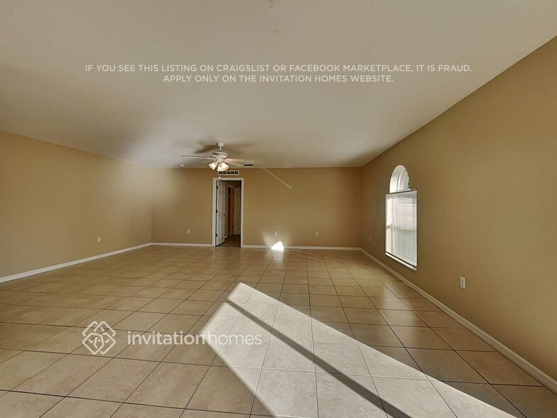 Building Photo - 356 Fish Hawk Dr