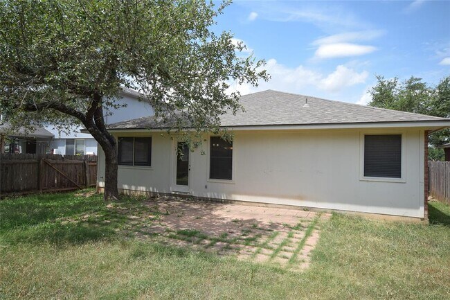 Building Photo - 3575 Rock Shelf Ln