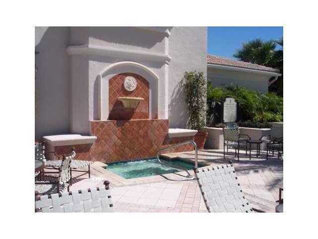 Building Photo - 3020 Alcazar Pl