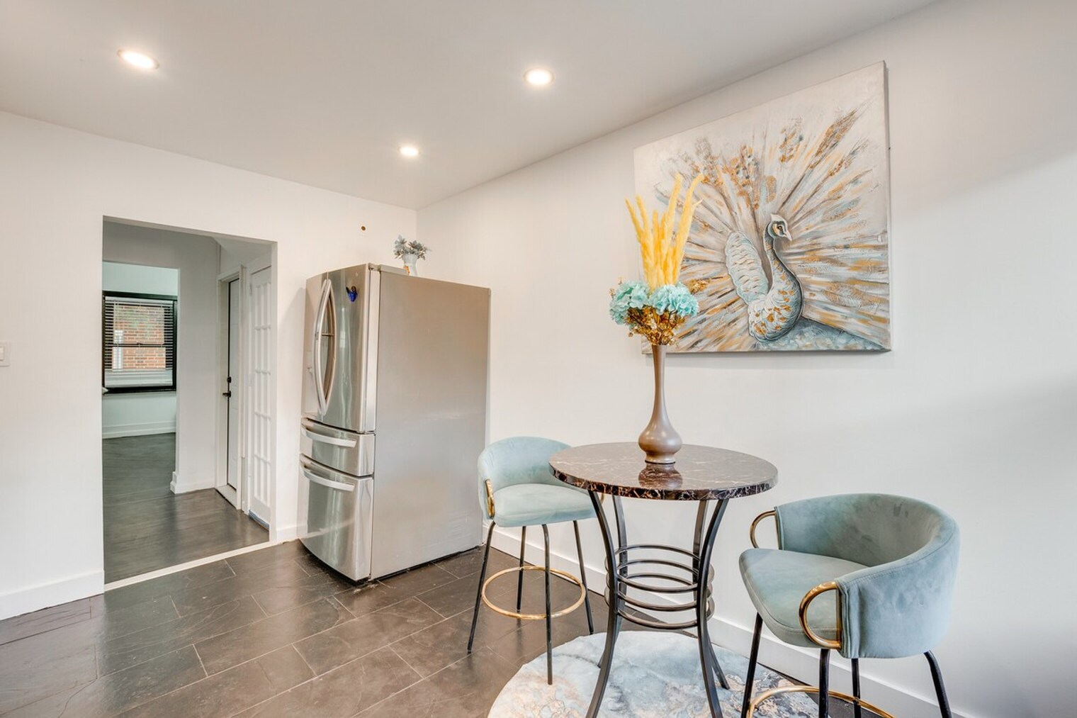 Building Photo - 318 Meeker Ave