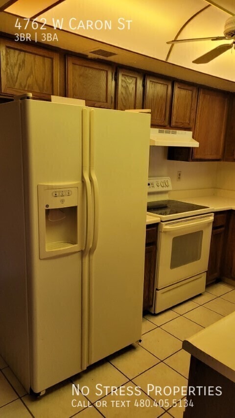 Building Photo - 4762 W Caron St