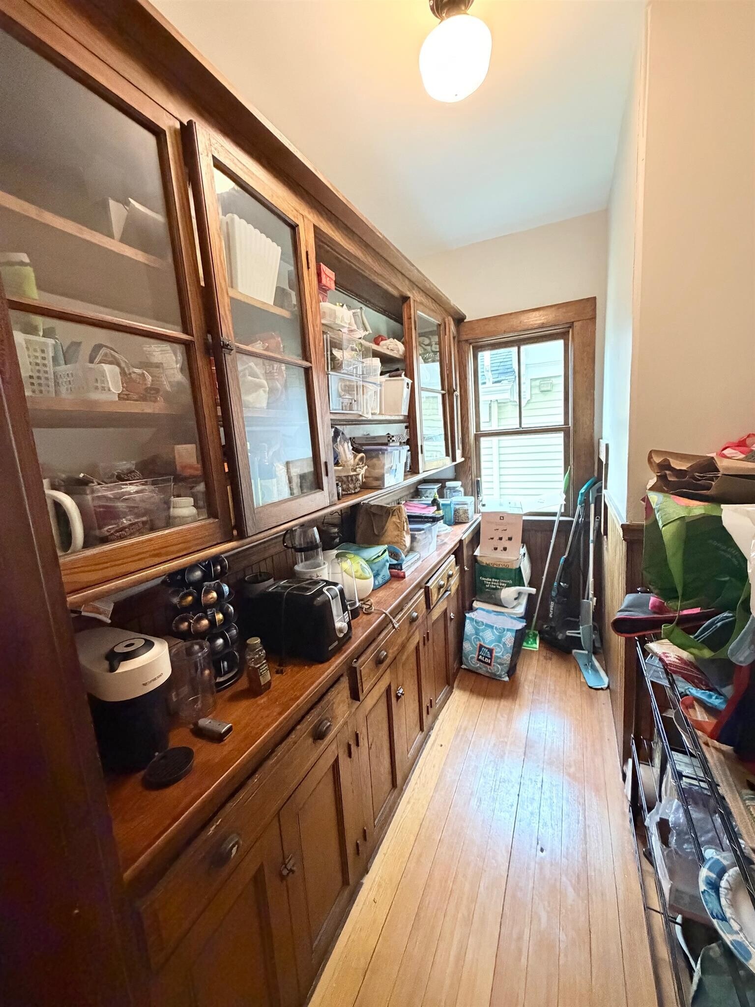 Building Photo - 17 Linden Ave