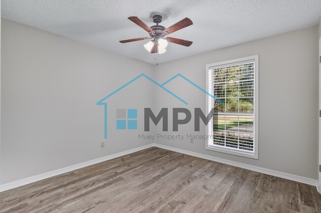 Building Photo - 212 LA-144